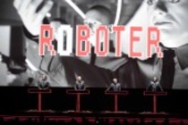 Deutsches multimediales Projekt Kraftwerk gastiert mit dem ersten ihrer "Der Katalog Ð 1 2 3 4 5 6 7 8"-Konzerte in der Kunstsammlung NRW Dsseldorf  (© Thomas Brill)