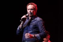 Deutscher Sänger Peter Kraus gastiert auf seiner "Das Beste kommt zum Schluss - Meine große Abschiedstournee!'"-Tour in der Lanxess-Arena Köln (© Thomas Brill)