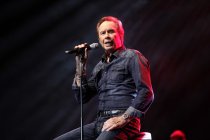 Deutscher Sänger Peter Kraus gastiert auf seiner "Das Beste kommt zum Schluss - Meine große Abschiedstournee!'"-Tour in der Lanxess-Arena Köln (© Thomas Brill)
