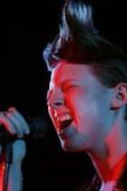 Britisches Electropop-Duo La Roux gastiert mit ihrer Sängerin Elly Jackson auf ihrer "La Roux"-Tour im Luxor Köln (© Thomas Brill)