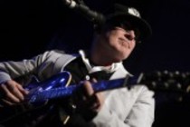 Amerikanische Alternative-Country-Band Lambchop gastiert mit ihrem Sänger Kurt Wagner auf ihrer "Mr. M"-Tour in der Kulturkirche Köln (© Thomas Brill)