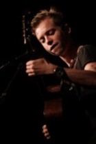 Dänische Singer-Songwriter Mads Langer gastiert auf seiner "Behold"-Tour im E-Werk Köln (© Thomas Brill)