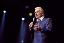 Deutscher Bandleader James Last gastiert auf seiner Musik ist meine Welt-Tour in der Lanxess-Arena Köln (&copy; Thomas Brill)