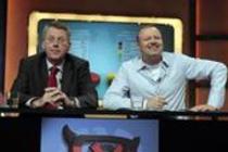 Deutscher TV-Moderator Stefan Raab und N24-Chefredakteur Peter Limbourg laden am 26. September 2009 zu "TV total Bundestagswahl - Wir wählen schon heute" im Studio von Bontio TV Köln (© Thomas Brill)