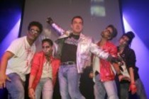 Kölner Moderator Linus zur Linus Talentprobe an Halloween, am 31. Oktober 2011, um 20.00 Uhr im Theater am Tanzbrunnen Köln (&copy; Thomas Brill)