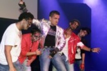 Kölner Moderator Linus zur Linus Talentprobe an Halloween, am 31. Oktober 2011, um 20.00 Uhr im Theater am Tanzbrunnen Köln (&copy; Thomas Brill)