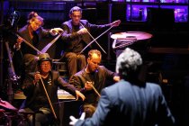 Die Britische Rhythmusshow The Lost and Found Orchestra gastiert im Rahmen des 27. Klner Sommerfestivals vom 13. bis 17. August 2014 in der Philharmonie Kln (© Thomas Brill)