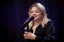 Deutsche Sängerin Annett Louisan präsentiert ihre neues Album "Kitsch" bei einem WDR4 Radiokonzert im Klaus-von-Bismarck-Saal Köln (&copy; Thomas Brill)