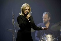 Deutsche Sängerin Annett Louisan gastiert auf ihrer "BabyBlue"-Tour im Palladium Köln (© Thomas Brill)