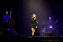 Deutsche Sängerin Annett Louisan gastiert auf ihrer "BabyBlue"-Tour im Palladium Köln (© Thomas Brill)