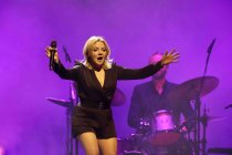 Deutsche Sängerin Annett Louisan gastiert auf ihrer "BabyBlue"-Tour im Palladium Köln (© Thomas Brill)