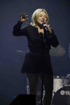 Deutsche Sängerin Annett Louisan gastiert auf ihrer "BabyBlue"-Tour im Palladium Köln (© Thomas Brill)