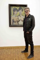 Französische Comiczeichner Rénald Luzier alias "Luz" im Interview bezüglich seine Zeichnungen für das Museum Ludwig im Museum Ludwig Köln (© Thomas Brill)