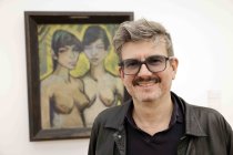 Französische Comiczeichner Rénald Luzier alias "Luz" im Interview bezüglich seine Zeichnungen für das Museum Ludwig im Museum Ludwig Köln (© Thomas Brill)