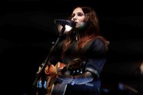 Schottische Singer und Songwriterin Amy MacDonald gastiert auf ihrer "Is This What You’ve Been Waiting For"-Tour im Palladium Köln (&copy; Thomas Brill)