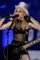 US-amerikanische Sängerin Madonna gastiert auf ihrer "Sticky and Sweet"-Tour in der LTU-Arena Düsseldorf (© Thomas Brill)