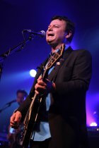 Britische Rock-Band Manic Street Preachers gastiert auf ihrer "Rewind the Film"-Tour in der Live Music Hall Köln (&copy; Thomas Brill)