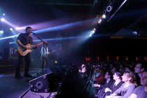 Britische Rock-Band Manic Street Preachers gastiert auf ihrer "20th Anniversary Everything Must Go"-Tour in der Live Music Hall Köln (© Thomas Brill)