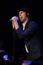 Britische Indie-Rockband Maxïmo Park gastiert mit Sänger Paul Smith auf ihrer "Quicken The Heart"-Tour im Gebäude 9 Köln (© Thomas Brill)