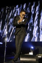 Amerikanische Rhythm and Blues-Sänger Maxwell gastiert auf seiner "King and Queen Of Hearts"-Tour im Palladium Köln (© Thomas Brill)