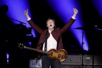Britischer Musiker und Ex-Beatle Paul McCartney gastiert auf seiner "One on One"-Tour in der ESPRIT-Arena Düsseldorf! (© Thomas Brill)