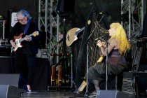 Kanadische Musikerin Loreena McKennitt gastiert auf ihrer "The Mask and Mirror - 30 Anniversary"-Tour Open Air am Tanzbrunnen Köln (© Thomas Brill)