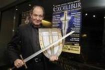 Deutsche Schauspieler Michael Mendl gastiert  in der Rolle des Erzählers "Merlin" in der keltischen Rock-Oper "Excalibur" am 18. Januar 2010 in der Lanxess-Arena Köln (© Thomas Brill)