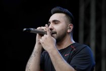 Deutsche Rapper Mohamed El Moussaoui alias MoTrip gastiert auf seiner "Mama"-Tour auf dem Kunst!Rasen Bonn-Gronau (© Thomas Brill)