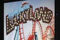 Deutsche Comedian Luke Mockridge gastiert auf seiner "A Way Back To Luckyland"-Tour in der Lanxess-Arena Köln (&copy; Thomas Brill)