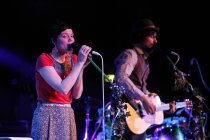Deutsches Folk-Duo Mrs. Greenbird gastiert auf ihrer "Mrs. Greenbird"-Tour im Gloria Theater Köln (© Thomas Brill)