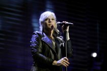 Deutsche Musikerin und Kabarettistin Ina Müller gastiert auf ihrer "Ich bin die"-Tour in der Lanxess-Arena Köln (© Thomas Brill)