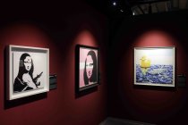 Die Ausstellung „The Mystery of Banksy – A Genius Mind“ gastiert vom 03. November 2023 bis 17. März 2024 im Ex-Autohaus, Oskar-Jäger-Straße 99 in Köln (© Thomas Brill)
