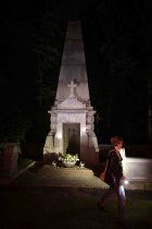 Führung über den ältesten Friedhof der Stadt Köln Nachts auf Melaten auf dem Melatenfriedhof Köln (© Thomas Brill)