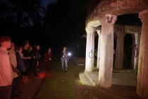 Führung über den ältesten Friedhof der Stadt Köln Nachts auf Melaten auf dem Melatenfriedhof Köln (© Thomas Brill)