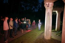 Führung über den ältesten Friedhof der Stadt Köln Nachts auf Melaten auf dem Melatenfriedhof Köln (© Thomas Brill)