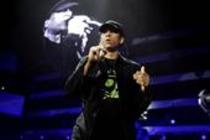 Deutscher Soul- und R&B-Sänger Xavier Naidoo gastiert auf seiner "Alles kann besser werden"-Tour in der Lanxess-Arena Köln (© Thomas Brill)