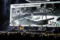 Deutsche Soul- und R&B-Sänger Xavier Naidoo gastiert auf seiner "Bei meiner Seele"-Tour in der Lanxess Arena Köln (&copy; Thomas Brill)