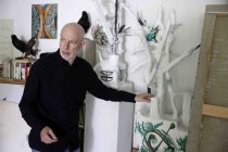 Deutsche Künstler Hartmut Neumann in seinem Atelier in Köln (© Thomas Brill)