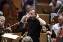 Kanadische Dirigent Yannick Nézet-Séguin leitet das Rotterdams Philharmonisch Orkest in der Philharmonie Köln (© Thomas Brill)