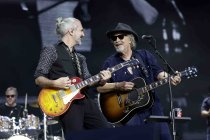 Kölschrockband Niedeckens BAP gastiert auf ihrer "Fünfzig Jahre BAP - Das Jubiläumskonzert" im RheinEnergie Stadion Köln (&copy; Thomas Brill)