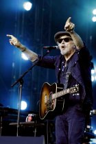 Kölschrockband Niedeckens BAP gastiert auf ihrer "Fünfzig Jahre BAP - Das Jubiläumskonzert" im RheinEnergie Stadion Köln (&copy; Thomas Brill)