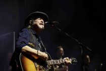 Kölschrockband Niedeckens BAP gastiert auf ihrer "Zeitreise 81/82" - Tour in der Lanxess-Arena Köln (© Thomas Brill)