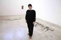 Deutsche Künstlerin Filiz Özçelik gastiert mit ihrer Ausstellung "the engineers came in" vom 04. Juli bis 24. August 2024 in der artothek Köln (&copy; Thomas Brill)