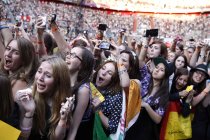 Britisch-irische Boygroup One Direction gastiert auf ihrer "Midnight Memories"-Tour in der Esprit-Arena Düsseldorf (© Thomas Brill)