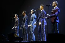 Britisch-irische Doo-Wop-Boygroup The Overtones gastiert auf ihrer "Lovesongs" Tour in der Arena Oberhausen (© Thomas Brill)