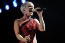 Amerikanische Pop-Rock-Sängerin P!nk gastierte auf ihrer "Funhouse"-Tour in der Arena Oberhausen (© Thomas Brill)