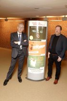 Ralf Kokemüller (Vorsitzender Geschäftsführer der BB Promotion) und Louwrens Langevoort (Intendant der Kölner Philharmonie) stellen das Program des „33. Kölner Sommerfestival“ in der Kölner Philharmonie vor (© Thomas Brill)