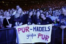 Deutsche Popgruppe PUR gastiert auf ihrer „Persönlich“-Tour in der Lanxess Arena Köln (© Thomas Brill)
