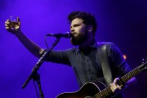 Britische Singer-Songwriter Mike Rosenberg alias Passenger gastiert auf seiner "Young as the Morning, Old as the Sea"-Tour im Palladium Köln (© Thomas Brill)