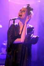 Schwedische Sängerin Nina Persson gastiert auf ihrer "Nina Persson"-Tour im Gloria Theater Köln (© Thomas Brill)
